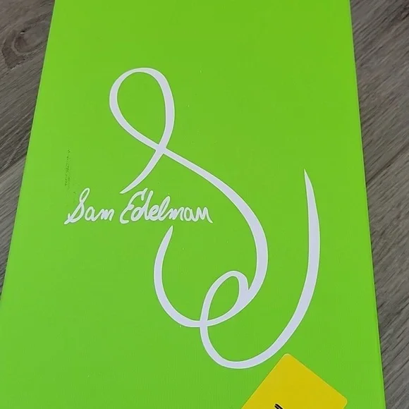 Sam Edelman Michaela Gem Mary Jane Flats Black Suede Noir Size 6M NIB - Picture 9 of 9